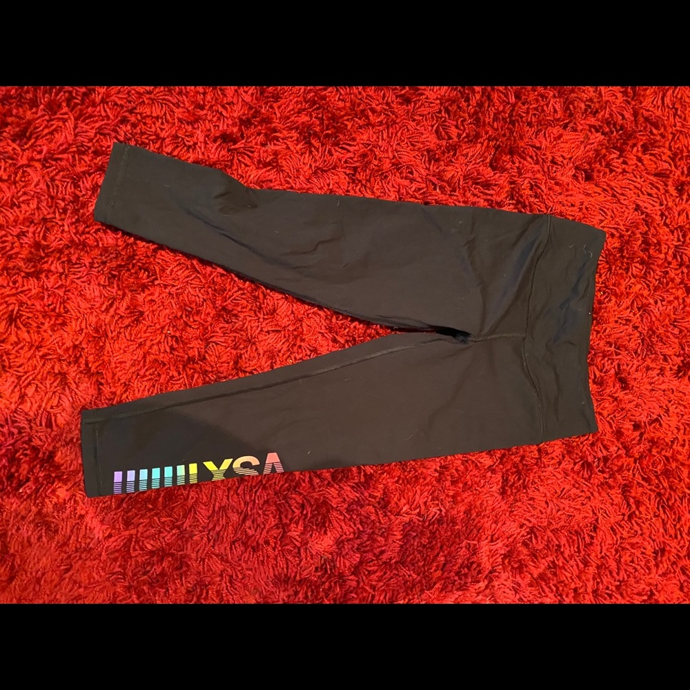 Victoria’s Secret capris